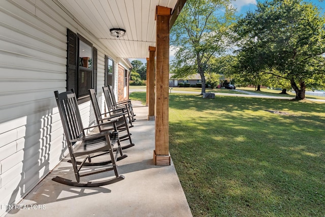 view of patio / terrace with covered porch