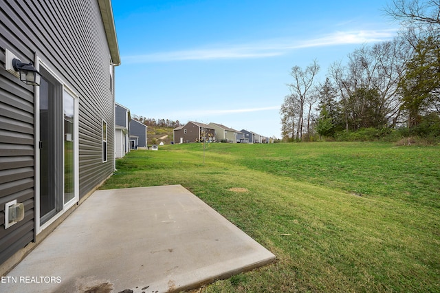 view of yard with a patio