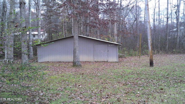 view of outbuilding