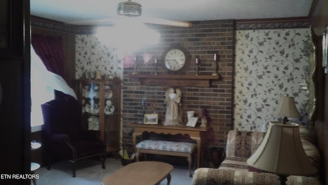 carpeted living room with ceiling fan