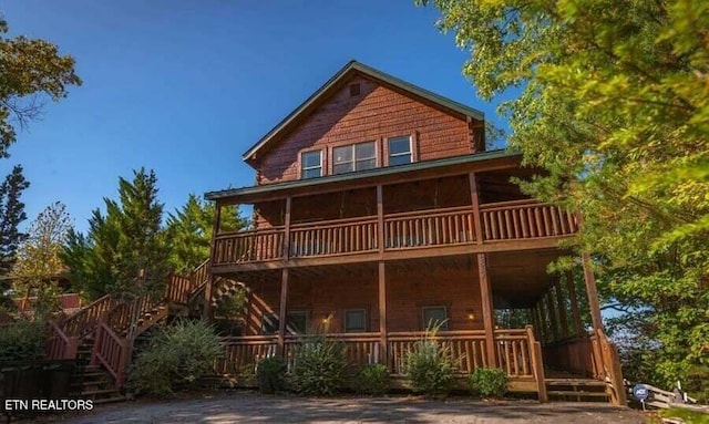 view of rear view of house