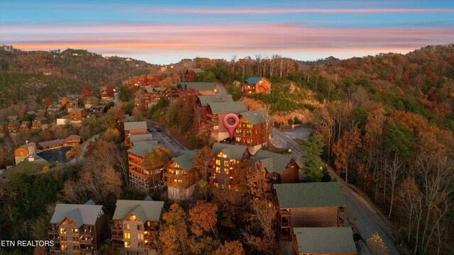 view of aerial view at dusk