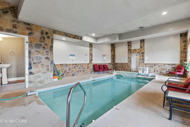 1707 High Rock Way, Sevierville, TN 37862 - indoor pool with a sink