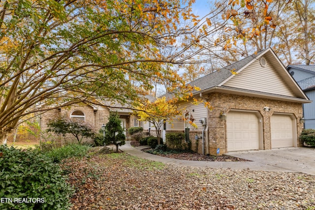 view of front facade with a garage