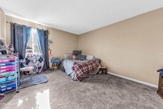 view of carpeted bedroom