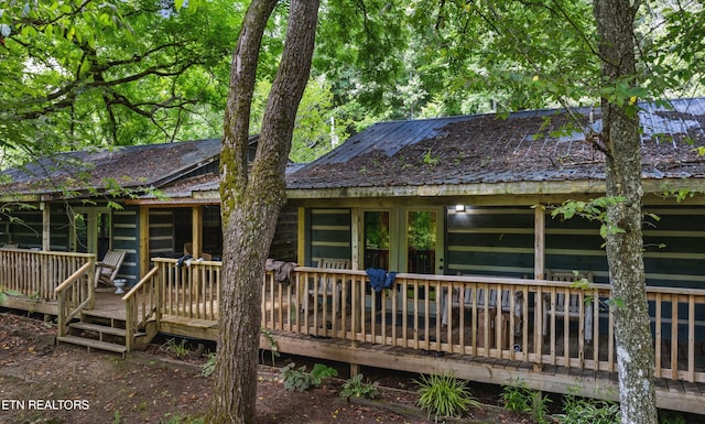 3018 Rivers Edge Dr, Cosby, TN 37722 - back of property with a wooden deck