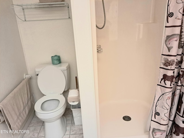3018 Rivers Edge Dr, Cosby, TN 37722 - bathroom featuring a shower stall and toilet