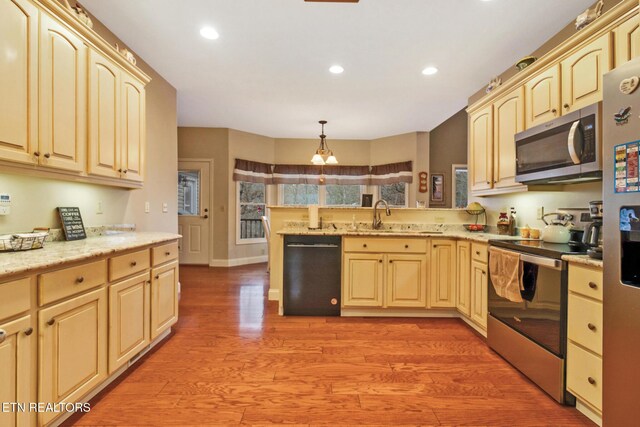 9019 Cherokee Trl, Crossville, TN 38572 - photo 16