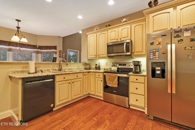 9019 Cherokee Trl, Crossville, TN 38572 - photo 17
