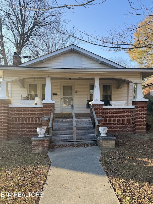 view of front of home featuring covered porch