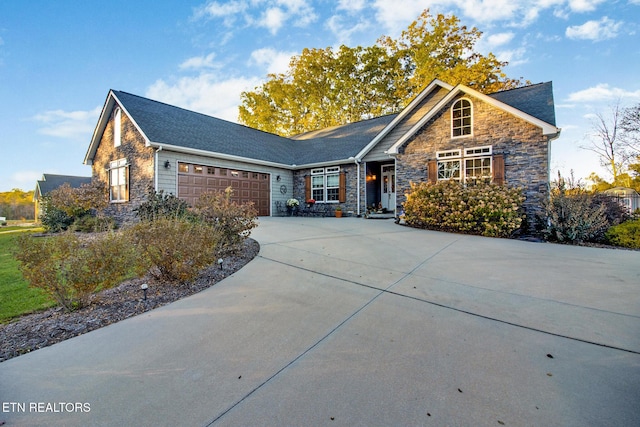 view of front facade featuring a garage