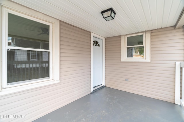 doorway to property with a porch