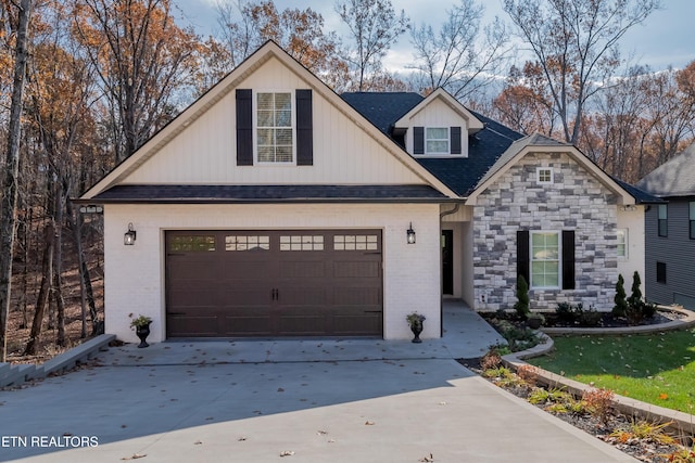 view of front of property featuring a garage