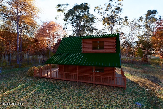 view of outdoor structure