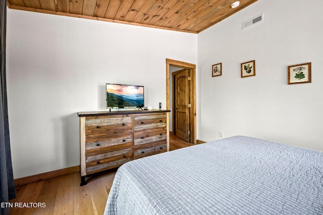 3719 Clabo Mountain Ln, Sevierville, TN 37862 - bedroom with wood ceiling and light wood finished floors