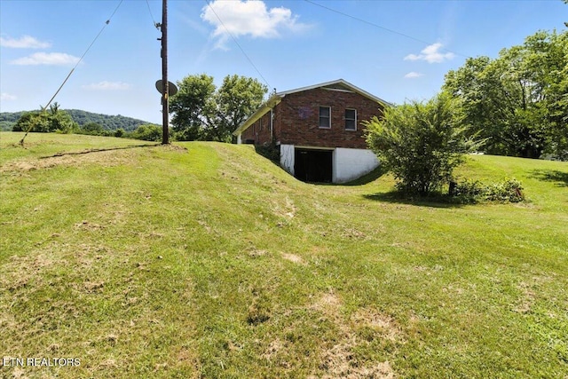 505 S S 38th St, Middlesboro, KY 40965 - view of grassy yard