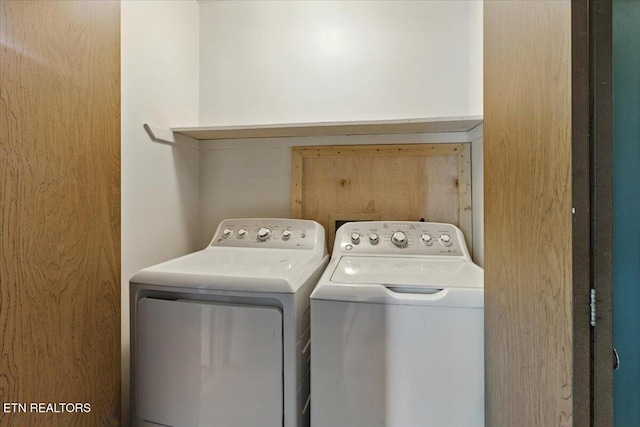 505 S S 38th St, Middlesboro, KY 40965 - washroom featuring washer and clothes dryer