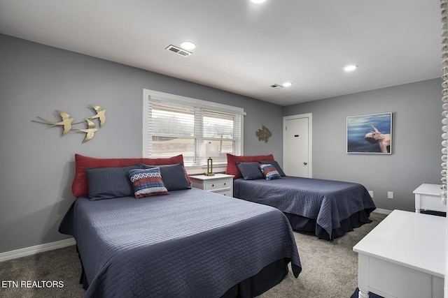 bedroom featuring carpet floors