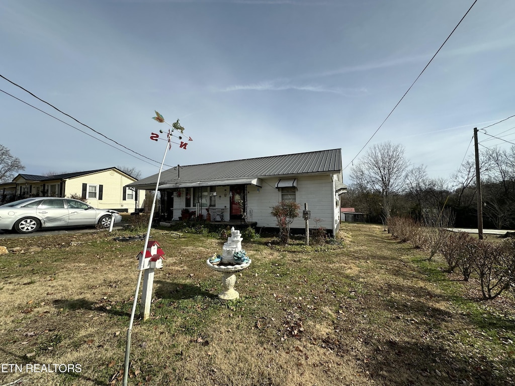 view of front of home with a porch