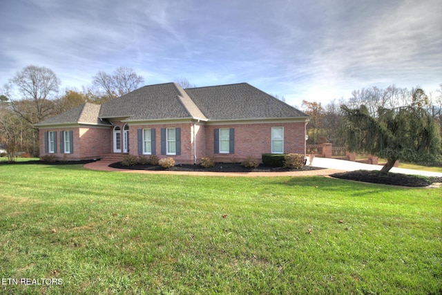 view of front of house with a front yard