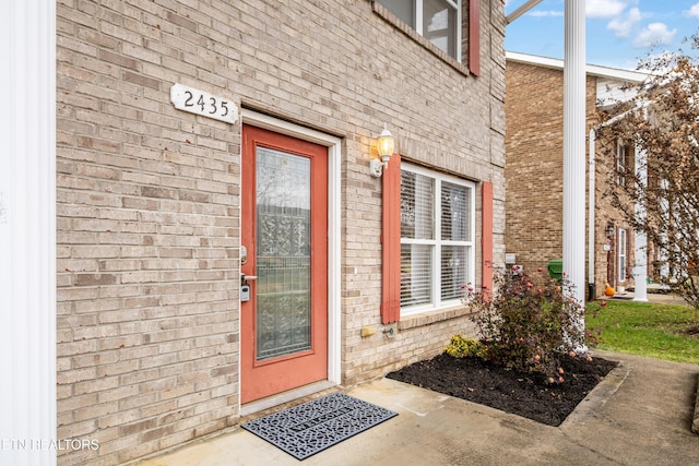 view of property entrance