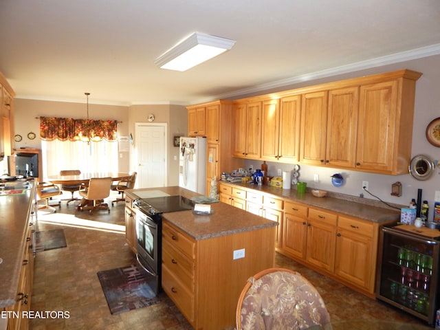 kitchen featuring wine cooler, white fridge with ice dispenser, ornamental molding, black range with electric cooktop, and a notable chandelier