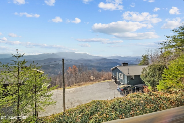 1132 E Foothills Dr, Gatlinburg, TN 37738 - view of mountain background