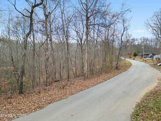 Listing photo 3 for 217 Clear Springs Rd, Harriman TN 37748