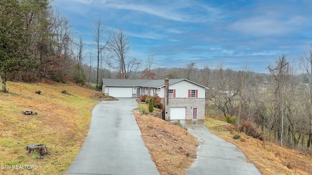 view of front of house featuring a garage