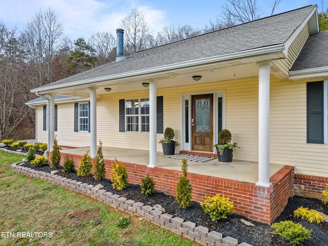 view of front of property featuring a porch