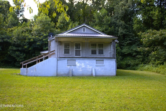 1886 5th St, Jellico, TN 37762 - photo 1