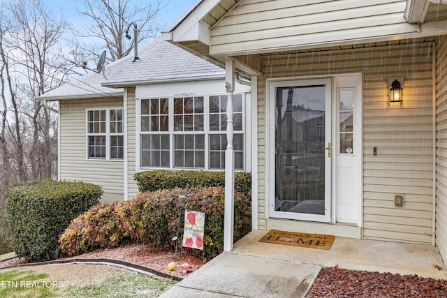 view of exterior entry