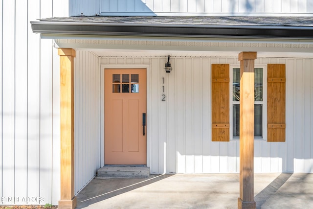 view of entrance to property