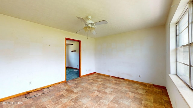 empty room with ceiling fan