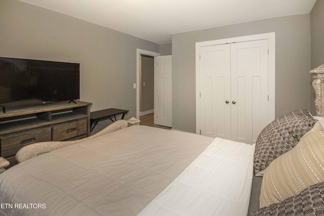 bedroom featuring a closet