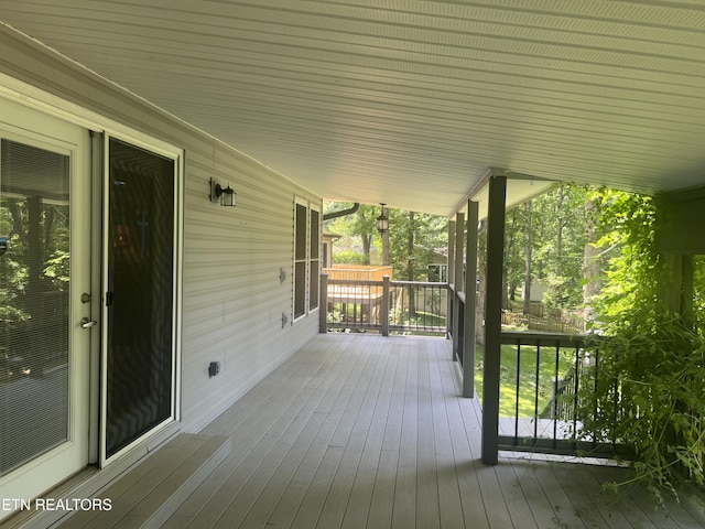 137 Lakeshire Dr, Crossville, TN 38558 - photo 13