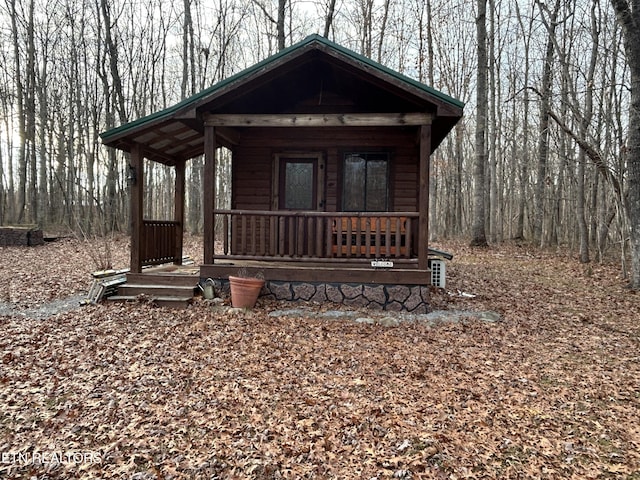 view of front of home featuring covered porch