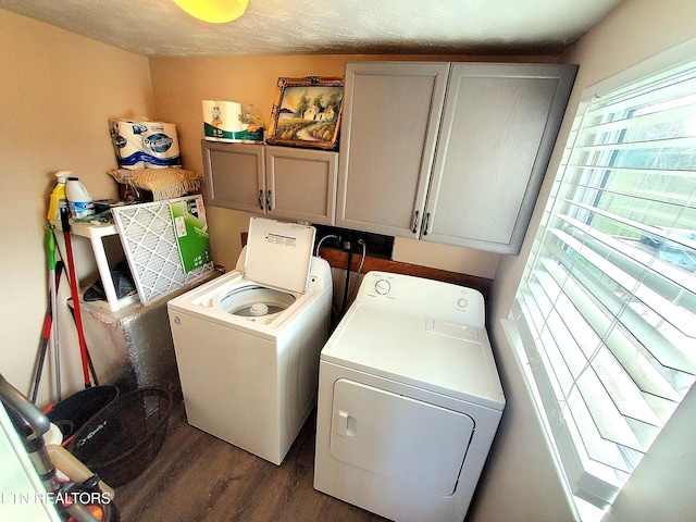1471 Harold Patterson Rd, Dandridge, TN 37725 - laundry room featuring cabinet space, washer and dryer, dark wood finished floors, and a textured ceiling