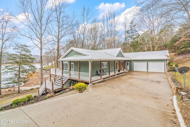 view of front of home featuring covered porch