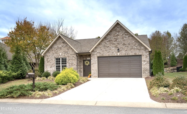 2238 Boulder Crest Ln, Sevierville TN, 37876, 3 bedrooms, 2 baths house for sale