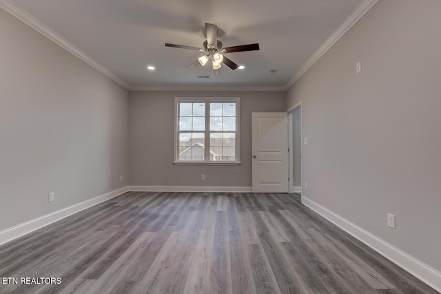 empty room featuring ceiling fan, wood-type flooring, and ornamental molding