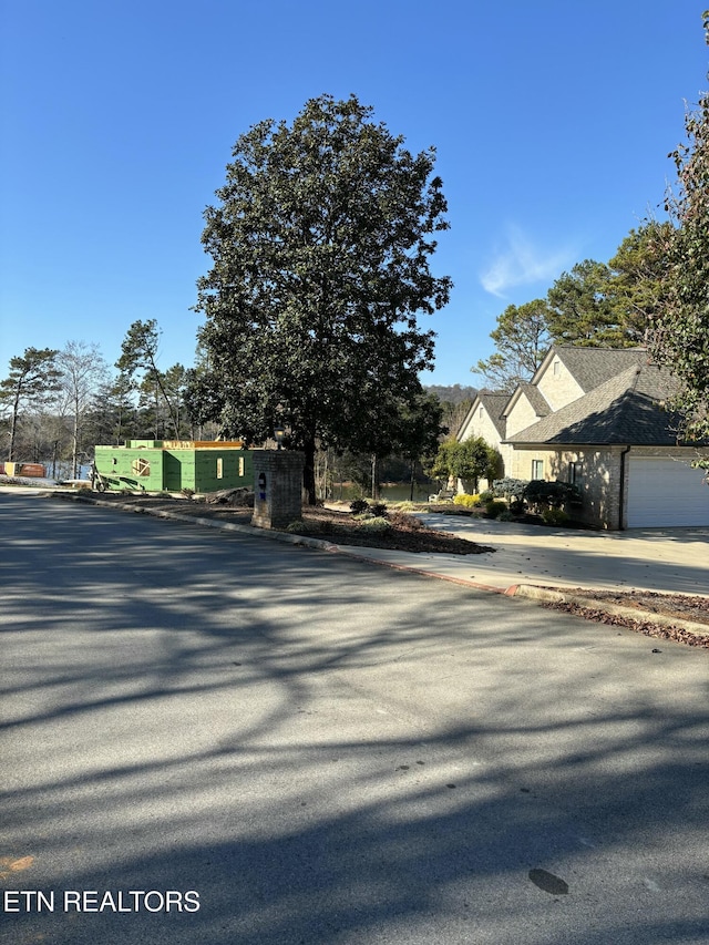 650 Sandpiper Dr, Vonore, TN 37885