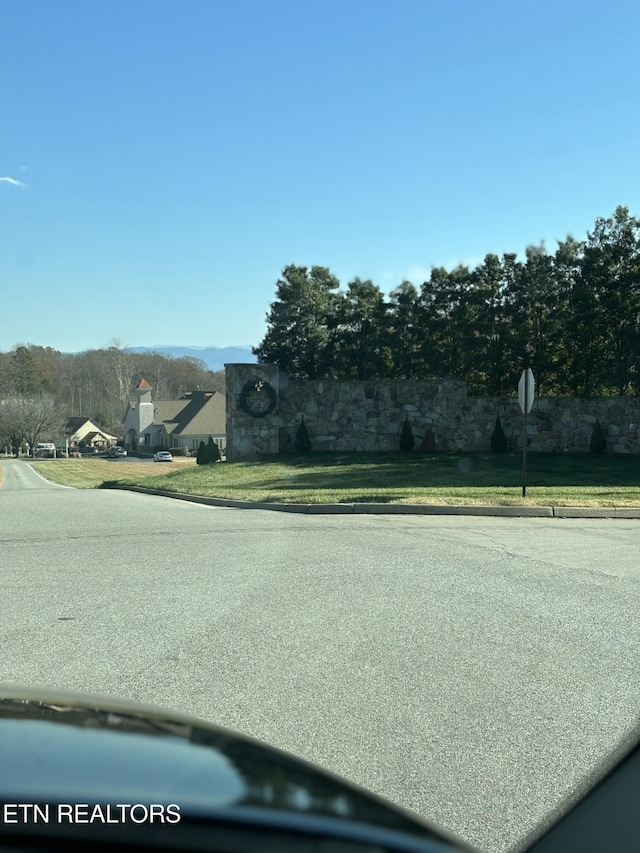 650 Sandpiper Dr, Vonore, TN 37885