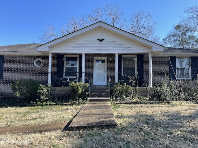 view of front facade featuring covered porch