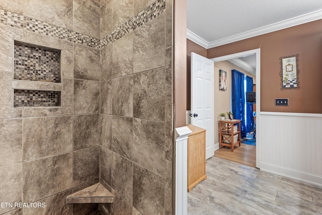 bathroom with ornamental molding