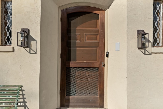 view of property entrance