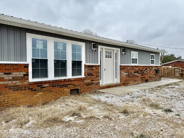 view of front of home