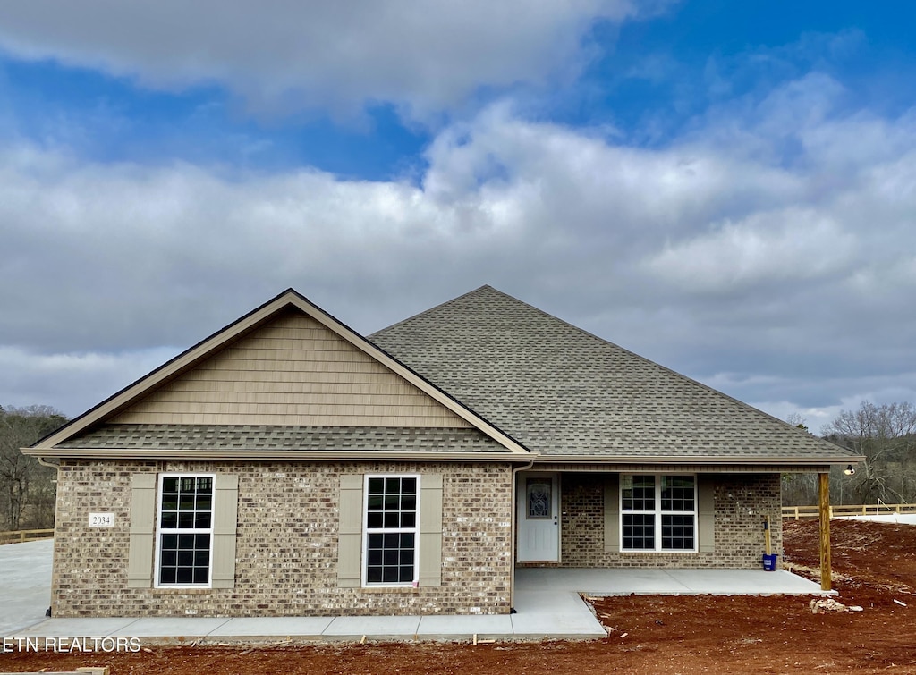 view of front of property with a patio area