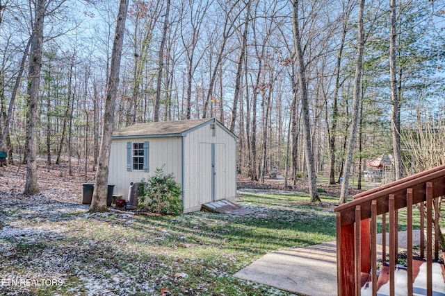 view of outbuilding