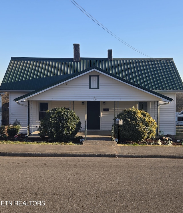 view of front of house